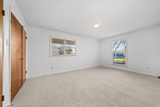 4114 VILLAGE RD, Memphis, TN 38117