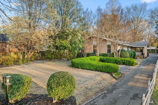 4114 VILLAGE RD, Memphis, TN 38117