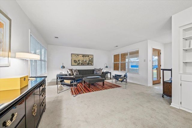 4114 VILLAGE RD, Memphis, TN 38117