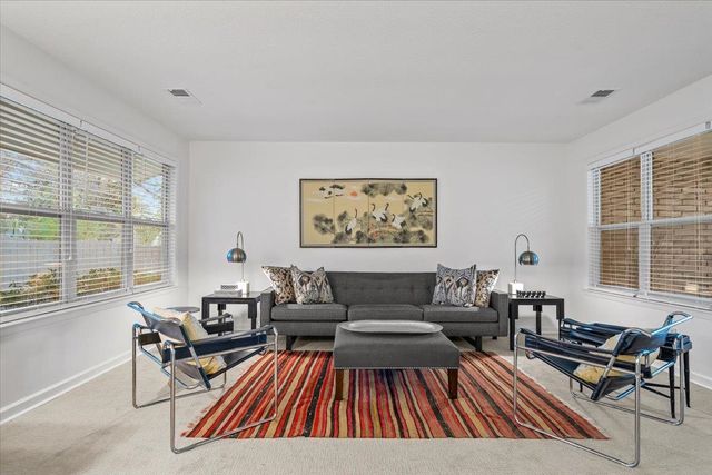 4114 VILLAGE RD, Memphis, TN 38117