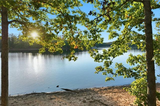 7820 Barkers Bend Drive, Murrayville, GA 30564