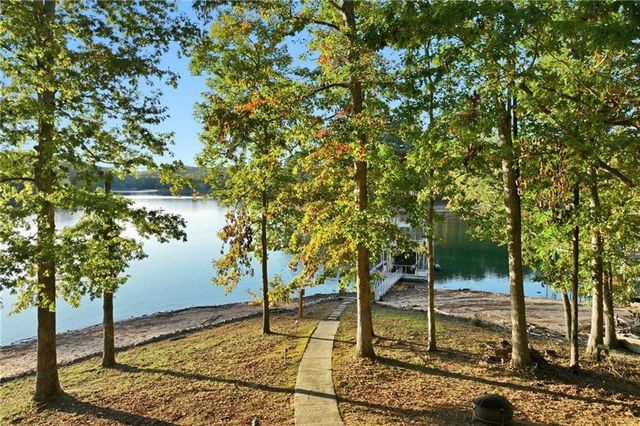 7820 Barkers Bend Drive, Murrayville, GA 30564