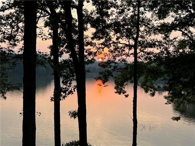 7820 Barkers Bend Drive, Murrayville, GA 30564