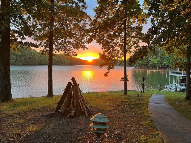 7820 Barkers Bend Drive, Murrayville, GA 30564