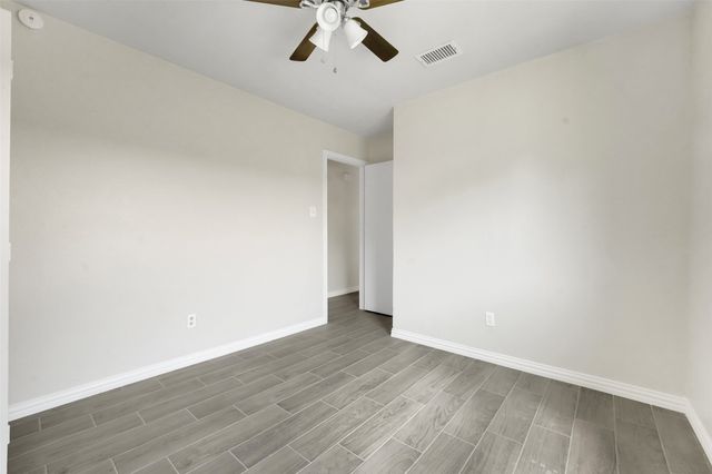 405 S Las Vegas Trail, White Settlement, TX 76108
