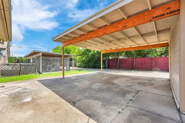 405 S Las Vegas Trail, White Settlement, TX 76108