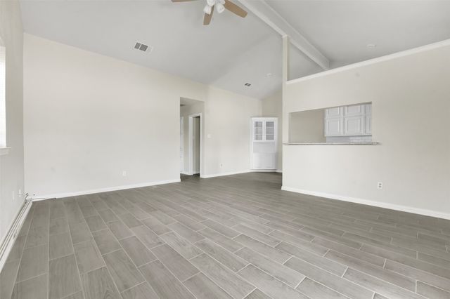 405 S Las Vegas Trail, White Settlement, TX 76108