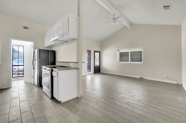 405 S Las Vegas Trail, White Settlement, TX 76108