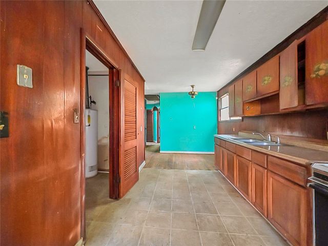 2045 E 42nd Street, Other, GA 31404