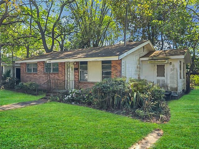 2045 E 42nd Street, Other, GA 31404