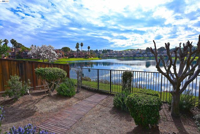 2057 Echo Pl, San Ramon, CA 94582