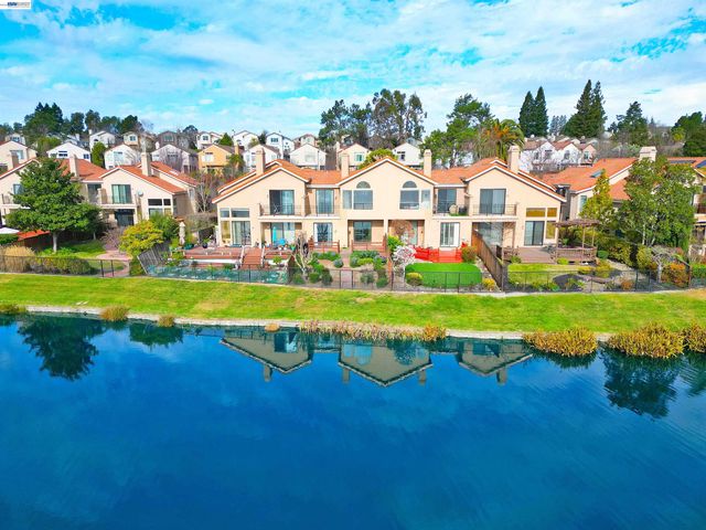 2057 Echo Pl, San Ramon, CA 94582