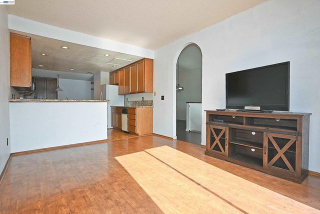 2057 Echo Pl, San Ramon, CA 94582