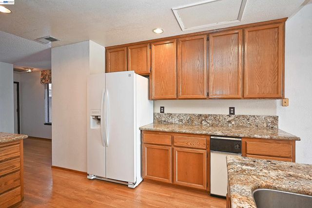 2057 Echo Pl, San Ramon, CA 94582