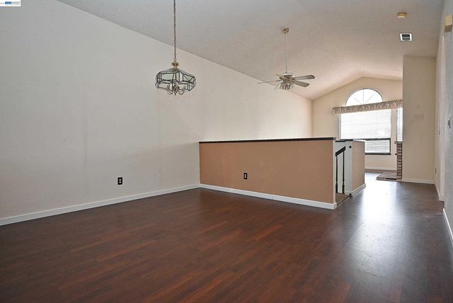 2057 Echo Pl, San Ramon, CA 94582