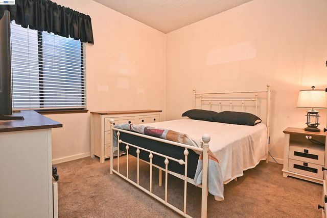 2057 Echo Pl, San Ramon, CA 94582