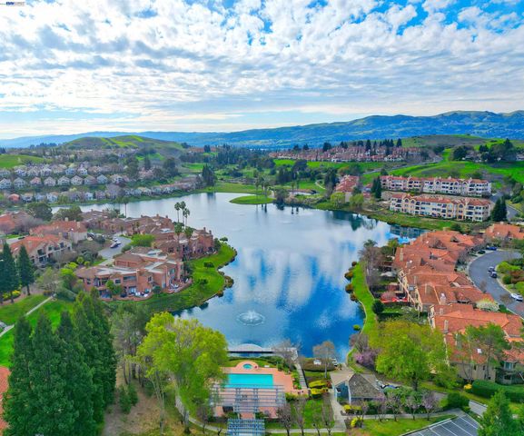 2057 Echo Pl, San Ramon, CA 94582