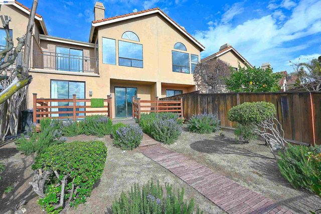 2057 Echo Pl, San Ramon, CA 94582