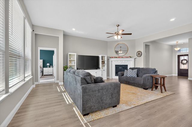 3667 Hidden Hollow Drive, Grand Prairie, TX 76065
