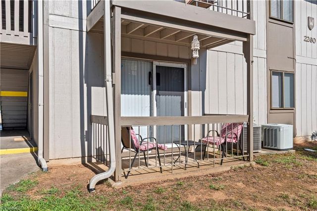 2260 Sunderland Road 74W, Winston-salem, NC 27103