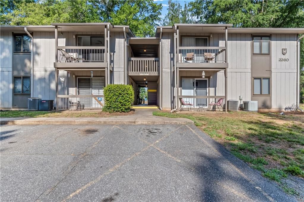 2260 Sunderland Road 74W, Winston-salem, NC 27103