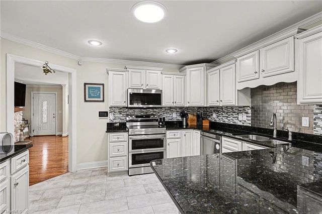 937 Chamberlin Drive, Asheboro, NC 27205