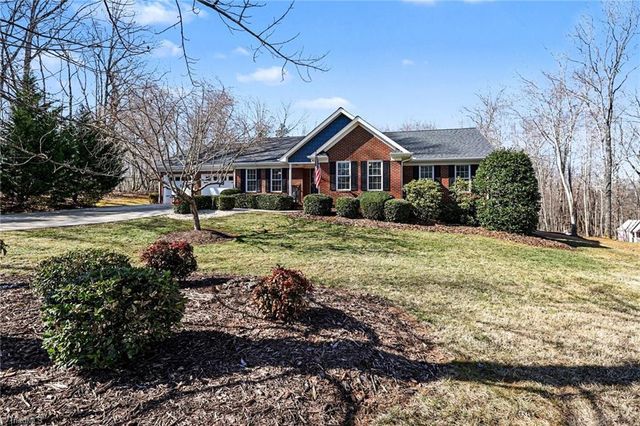 937 Chamberlin Drive, Asheboro, NC 27205