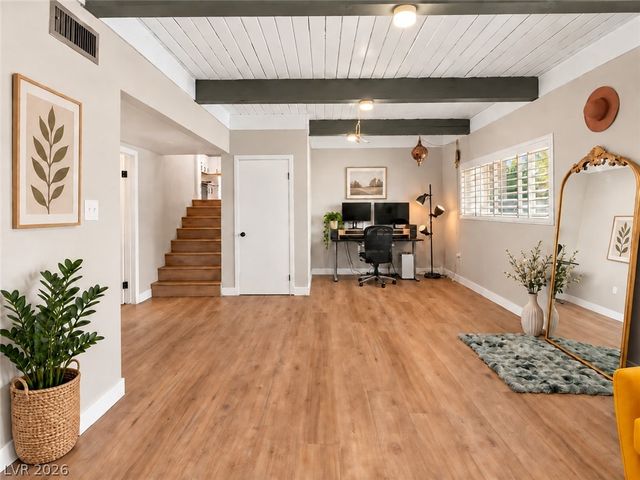 845 Kenny Way, Las Vegas, NV 89107