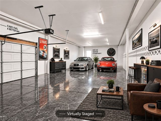 845 Kenny Way, Las Vegas, NV 89107