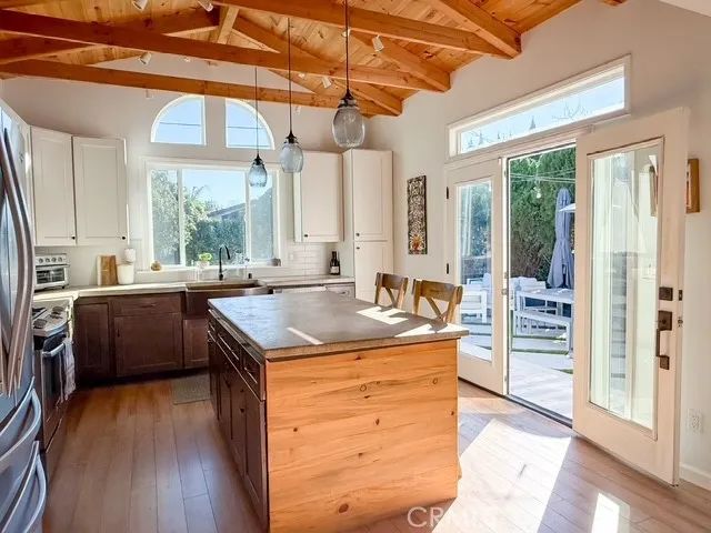 8218 Handley Avenue, Los Angeles, CA 90045