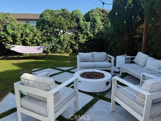 8218 Handley Avenue, Los Angeles, CA 90045