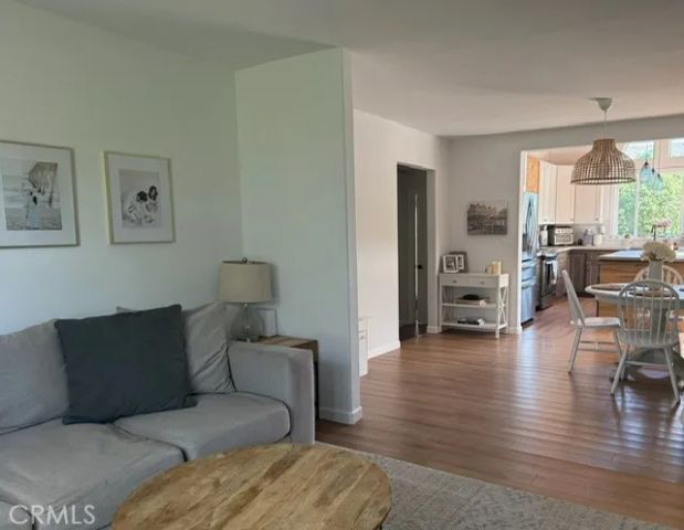 8218 Handley Avenue, Los Angeles, CA 90045