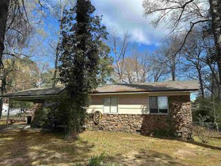 908 Quince Hill Road, Jacksonville, AR 72076