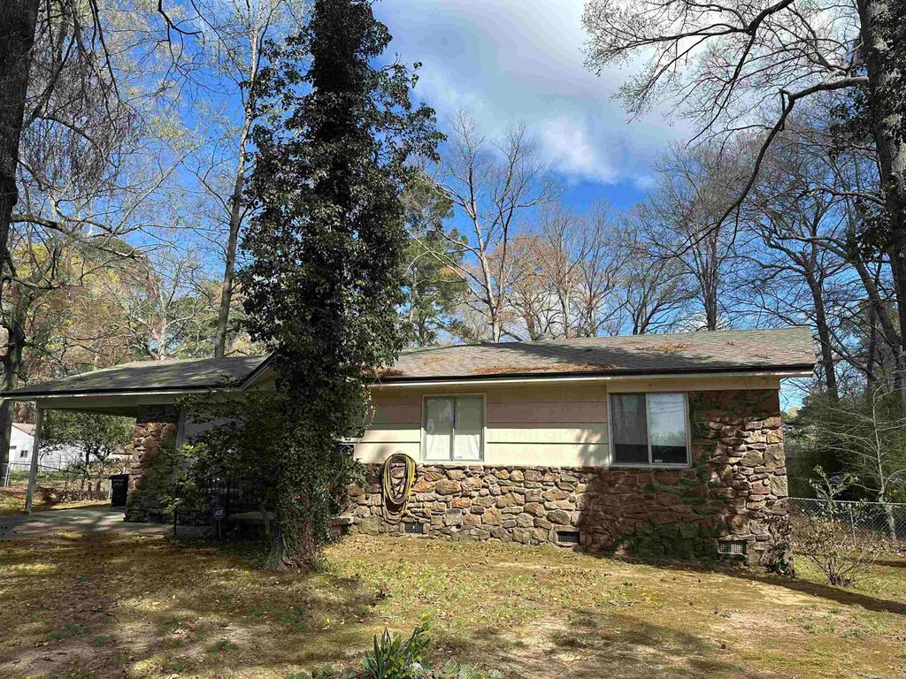 908 Quince Hill Road, Jacksonville, AR 72076