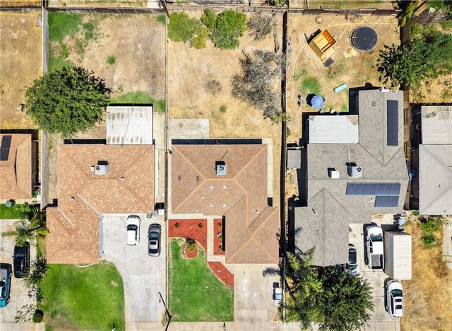 708 Delfino, Bakersfield, CA 93304