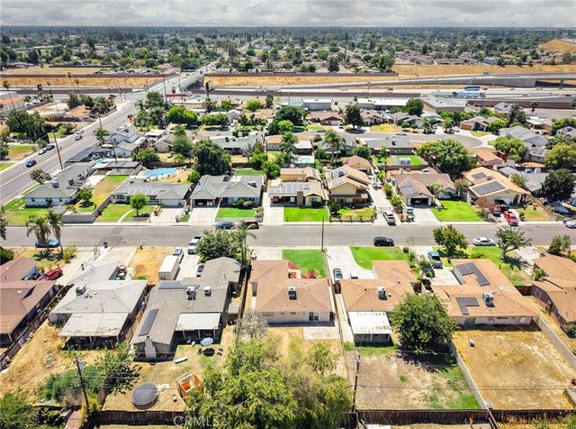 708 Delfino, Bakersfield, CA 93304