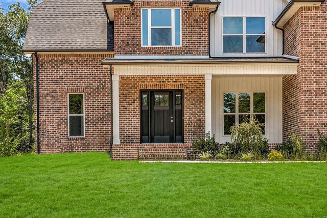 1370 Reda Dr, Clarksville, TN 37042