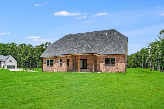1370 Reda Dr, Clarksville, TN 37042