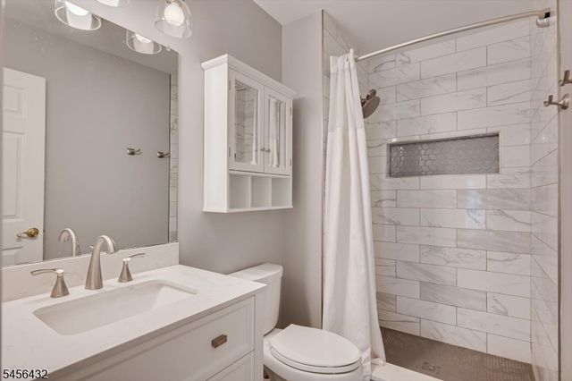 118 Edward Dr, Franklin Twp., NJ 08823