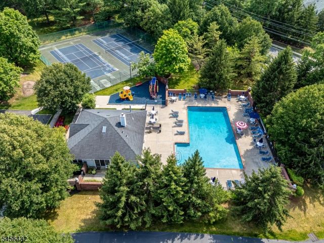 118 Edward Dr, Franklin Twp., NJ 08823