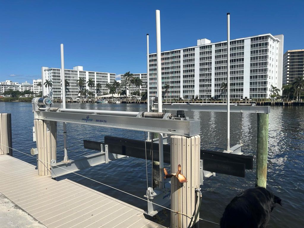 Image 2 of property listing at 7432 NE Orchid Bay Terrace, Boca Raton, FL 33487