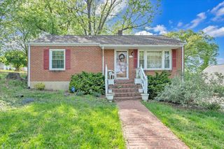832 29Th ST, Roanoke, VA 24017
