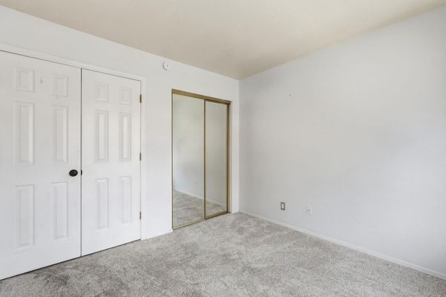 1633 E Lakeside Drive Unit 5, Gilbert, AZ 85234