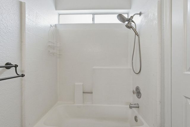 1633 E Lakeside Drive Unit 5, Gilbert, AZ 85234