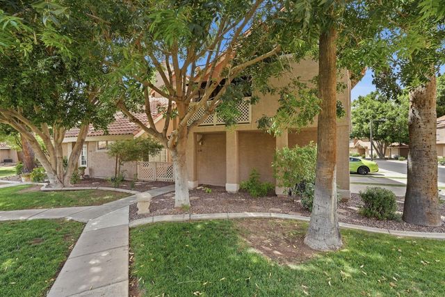 1633 E Lakeside Drive Unit 5, Gilbert, AZ 85234