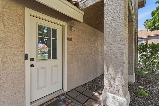 1633 E Lakeside Drive Unit 5, Gilbert, AZ 85234