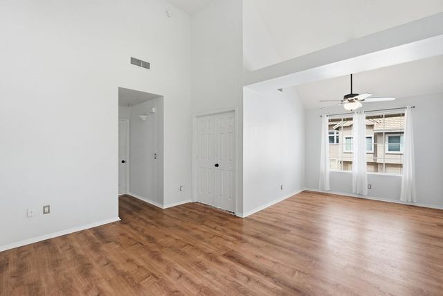 1633 E Lakeside Drive Unit 5, Gilbert, AZ 85234