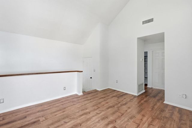 1633 E Lakeside Drive Unit 5, Gilbert, AZ 85234