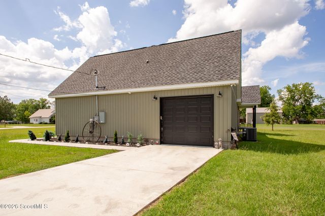 3613 Tanner Lane, Waycross, GA 31503