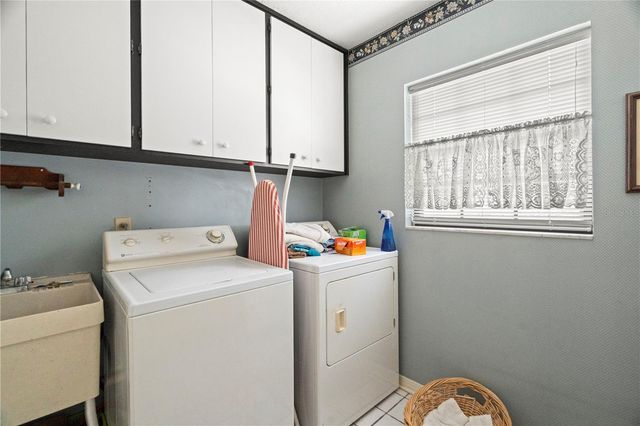 10408 RECLINATA LANE, Tampa, FL 33618